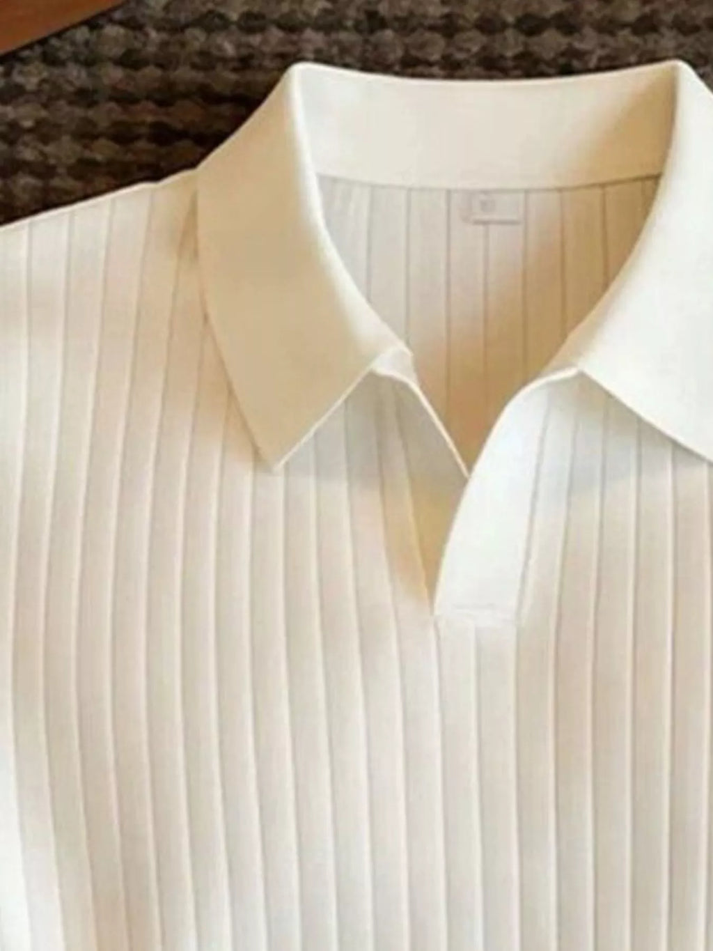 Men's Ribbed Knit Polo Shirt with Classic Collar – view 2