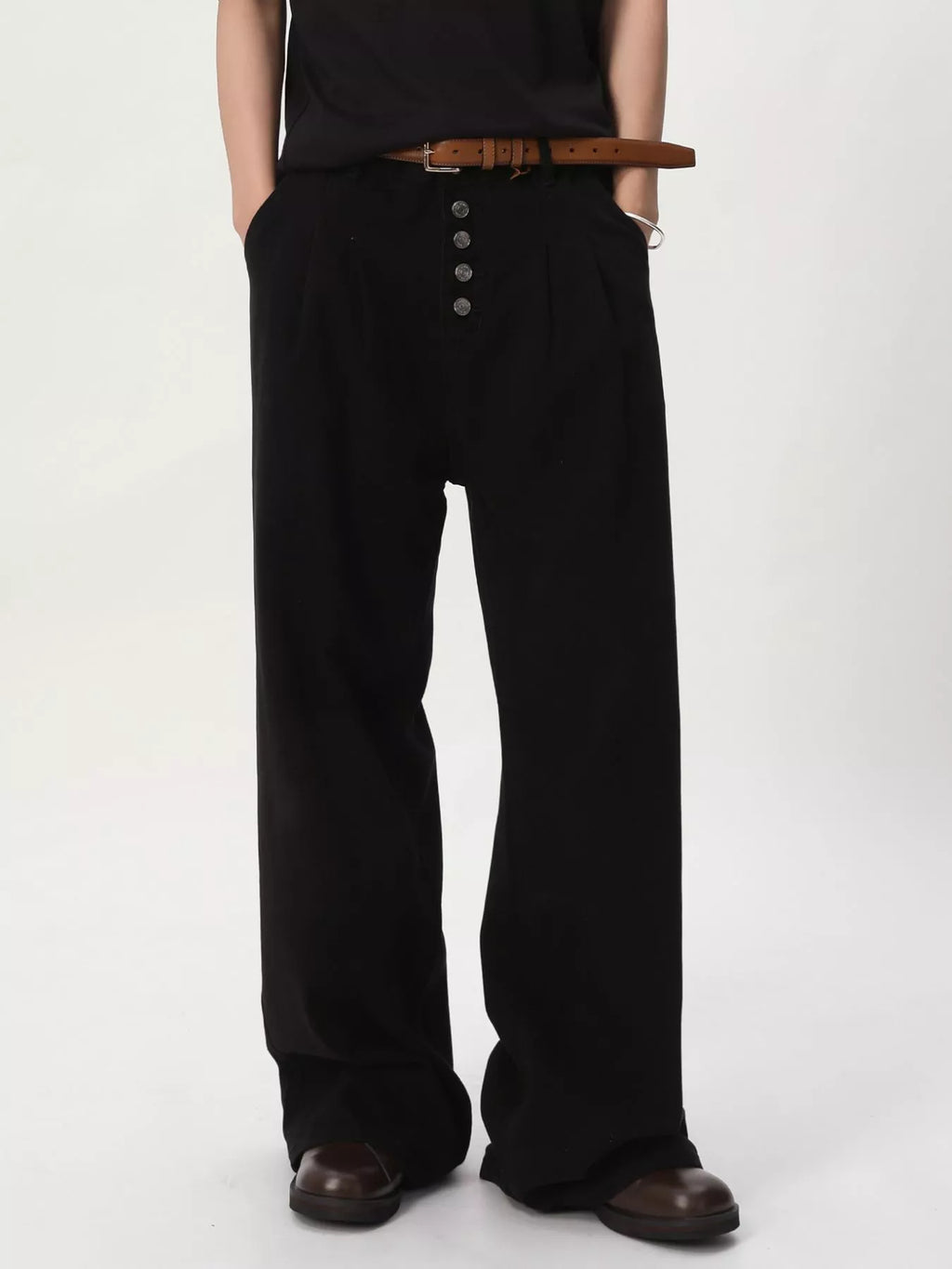 Men's Button-Fly Wide Leg Jeans – view 3