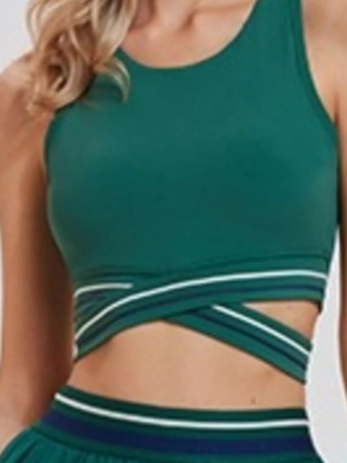 Full Size Criss-Cross Hem Active Tank Plus Size – view 2